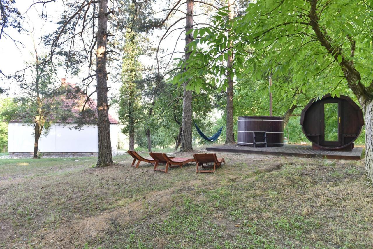 Vacation House Stala La La Požega Exteriör bild